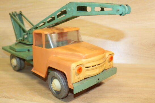 Suur nõukaaegne kraanaauto