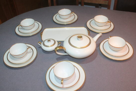 Serviis 6-le elevandiluu tooni